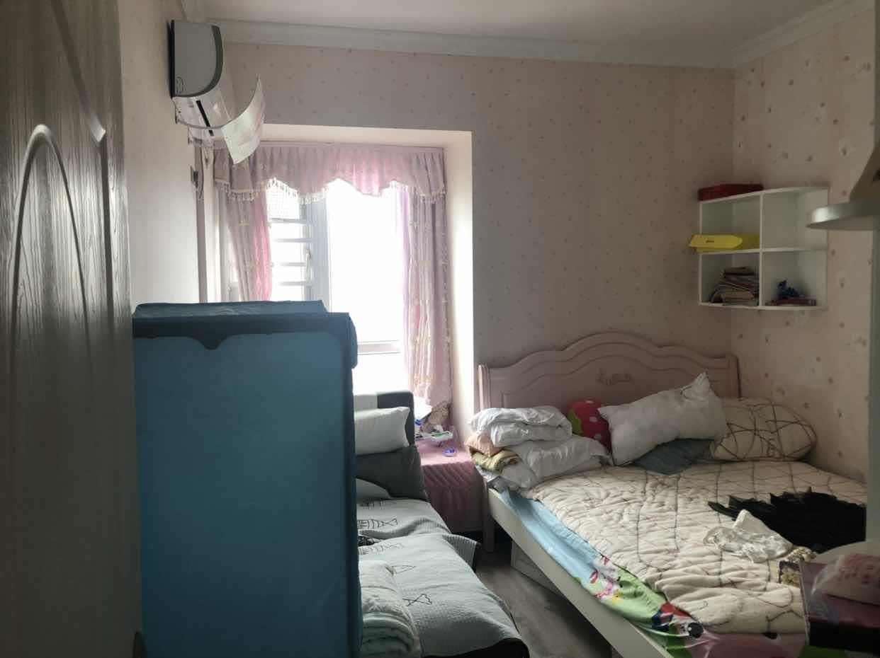 精装修现代森林国际城新二中二小85万拎包入住看房方便