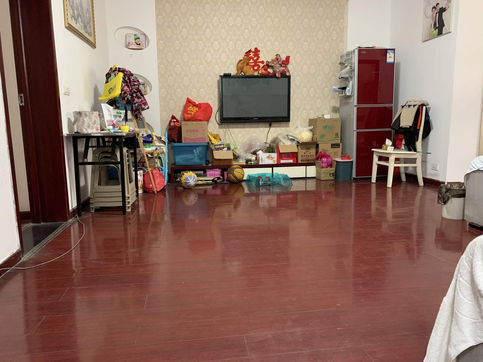 城市丽景旁，永乐小区，精装2房，33万，满五