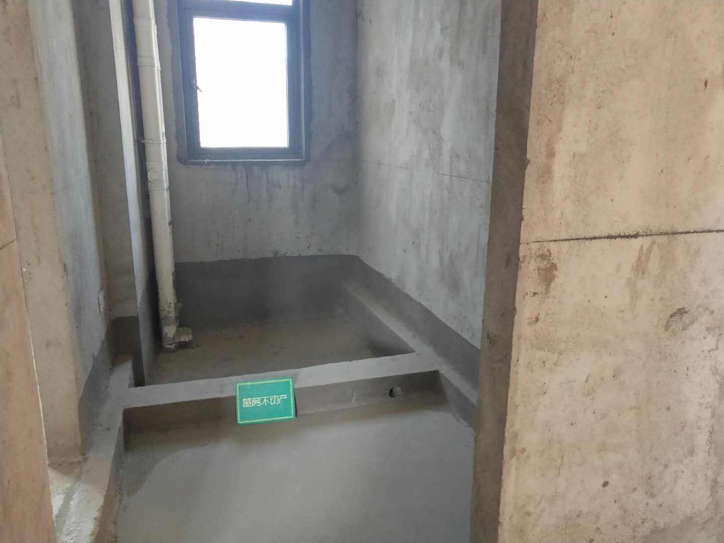 仙小紫润尚城坐北朝南边户毛坯小三室有钥匙看房急卖有证有证有证