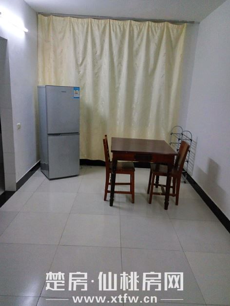 复州花园附近新房出租家具家电齐全