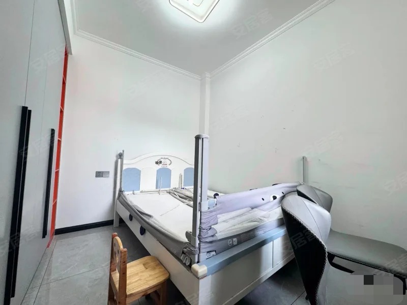 城南，现代‮珠明‬新城，精装大二房，电梯洋房，好楼层，急售