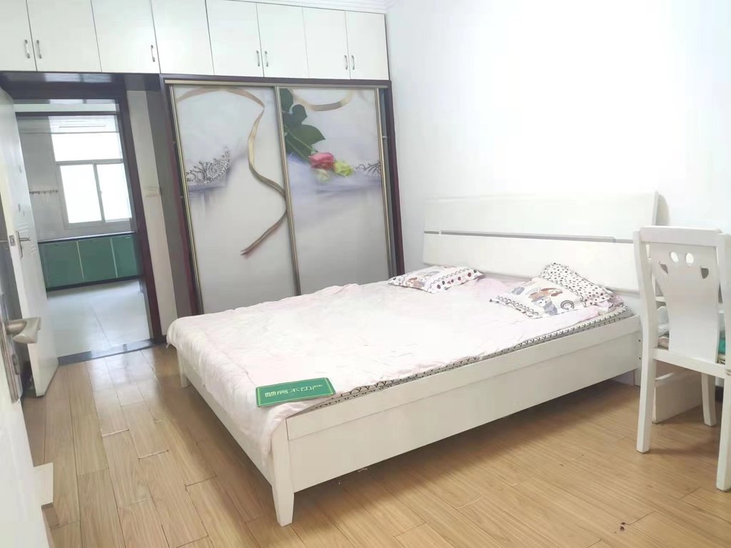 老人民医院宿舍中间楼层拎包即住带一储藏室