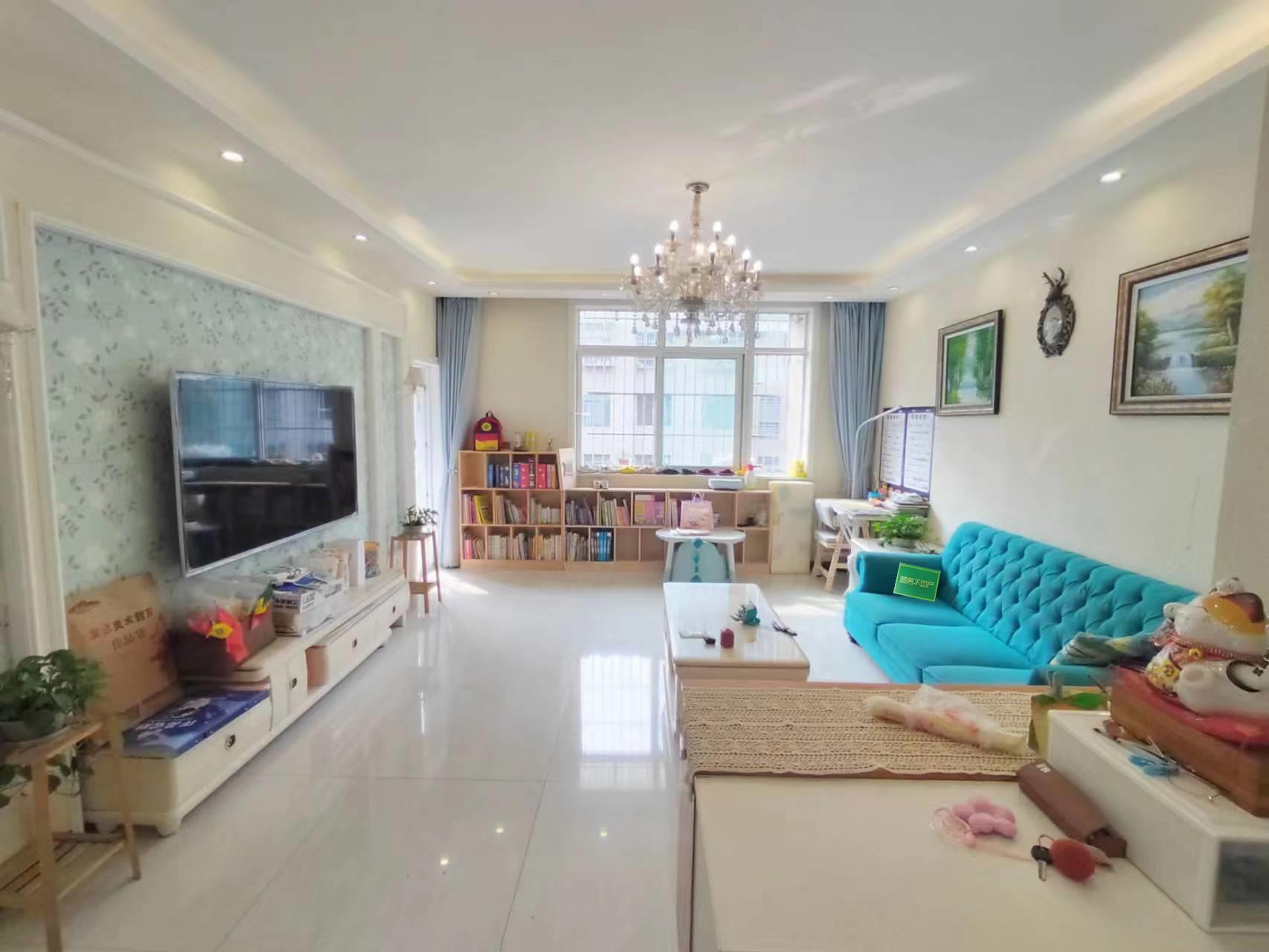 妇幼对面世纪雅园精装修中间好楼层家具家电全部留下税费炒鸡少