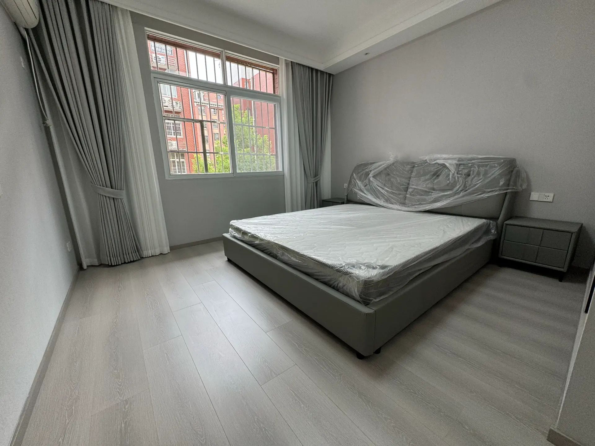 城南，花园洋房，紫金城，精装大三房122.6平，58万，