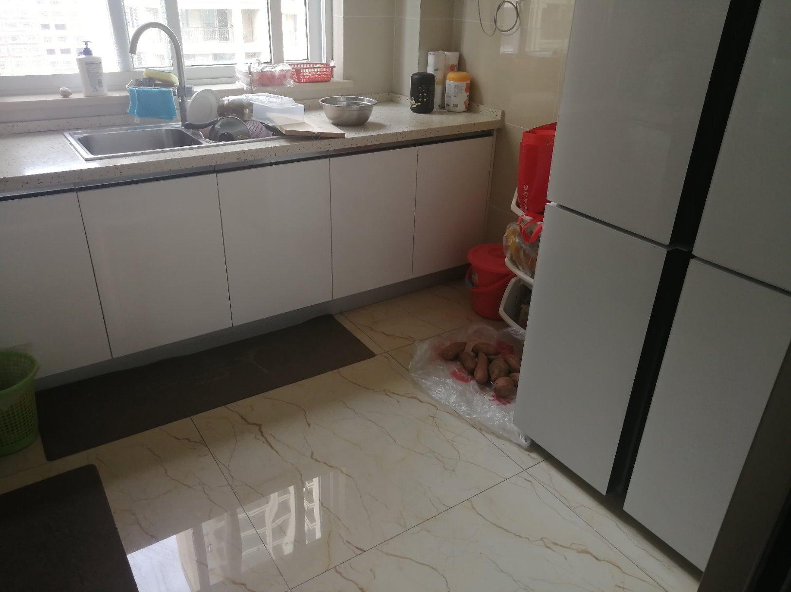 锦绣江山124平3室2厅两、2卫 装修自家居住保养好证件满2看房方便