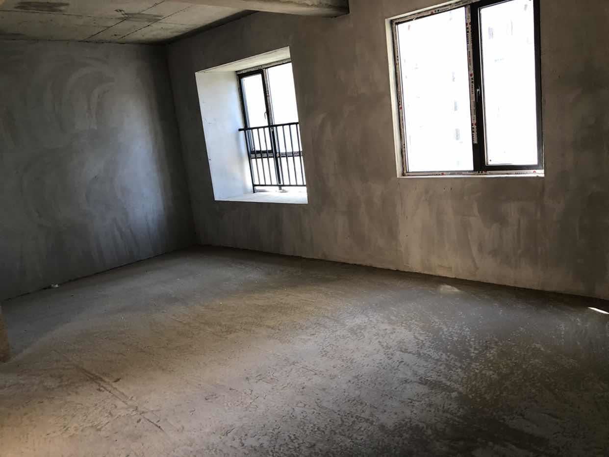 大新路 旁环球 ，毛坯大三房，钥匙在手 看房，手慢无