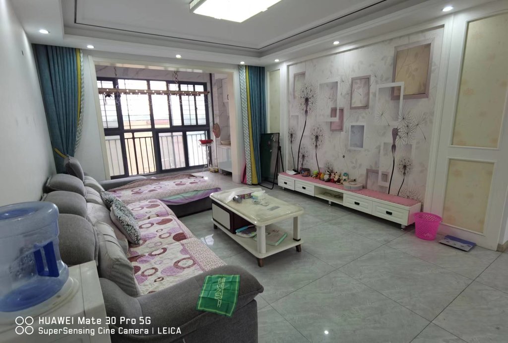 满庭春精装三房拎包入住南北通透型看房方便