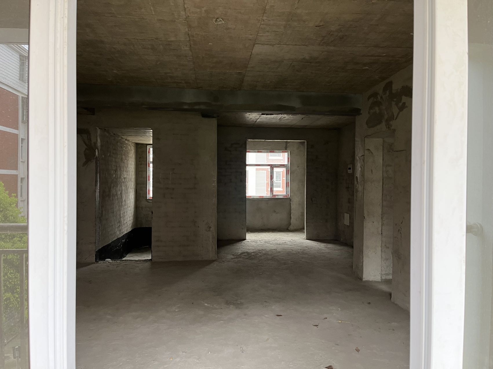 诚售和平社区120毛坯，中介也可