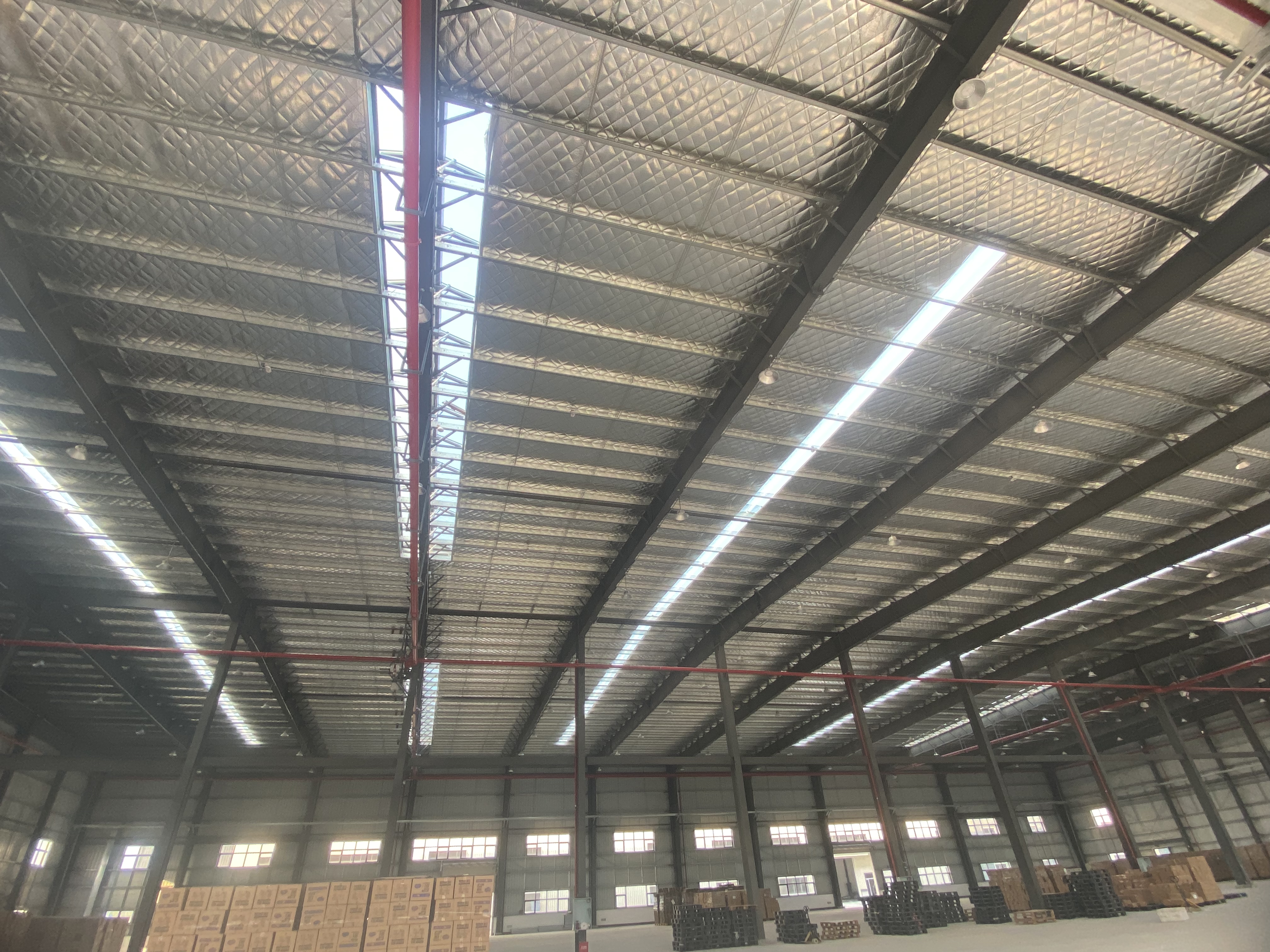 仙桃小南五千平高标准厂房诚意出租可分租可整租