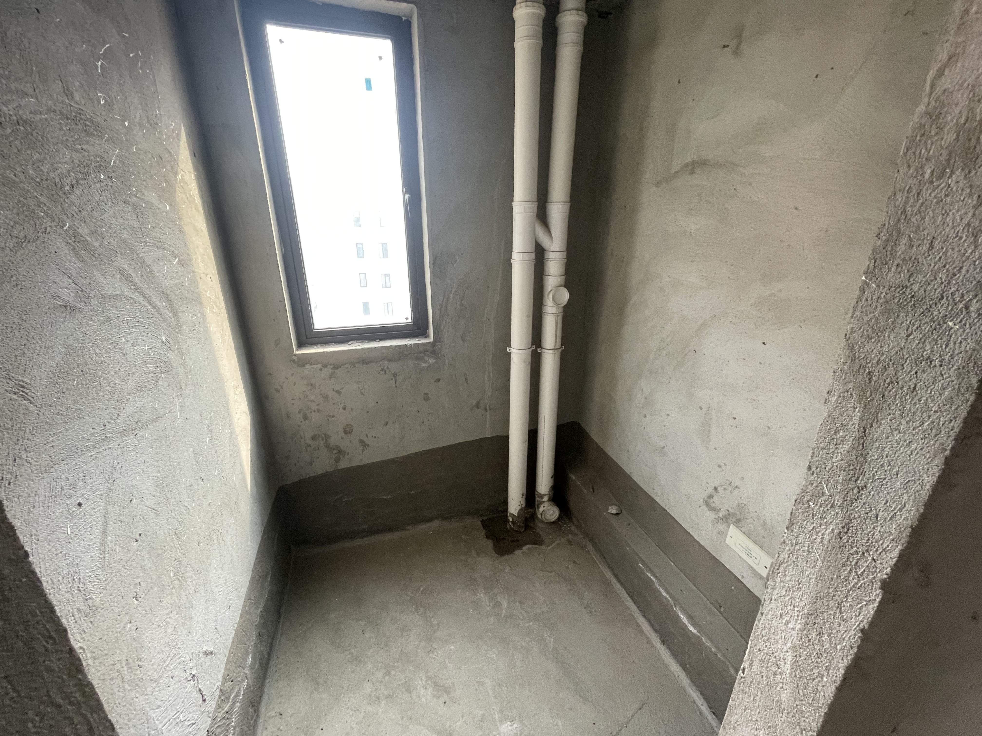 荣怀两梯两户户型三开间朝南大阳台采光好大三房