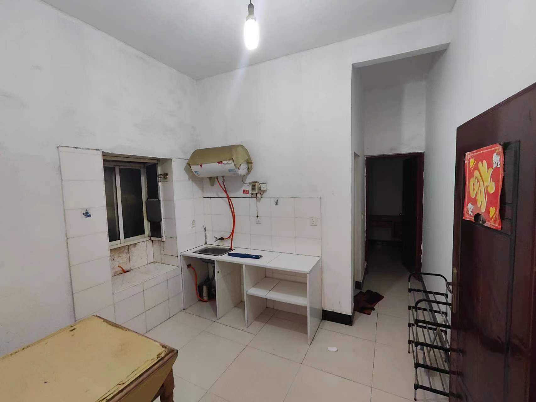 价格真的是便宜啊，沃尔玛附近的两室一厅一厨一卫，看房方便