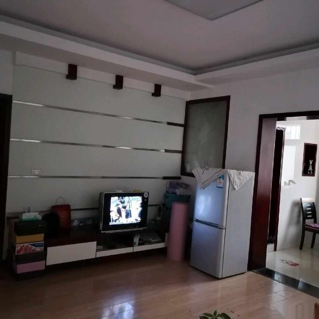 复州花园步梯两房，实验二小 房，直接拎包入住