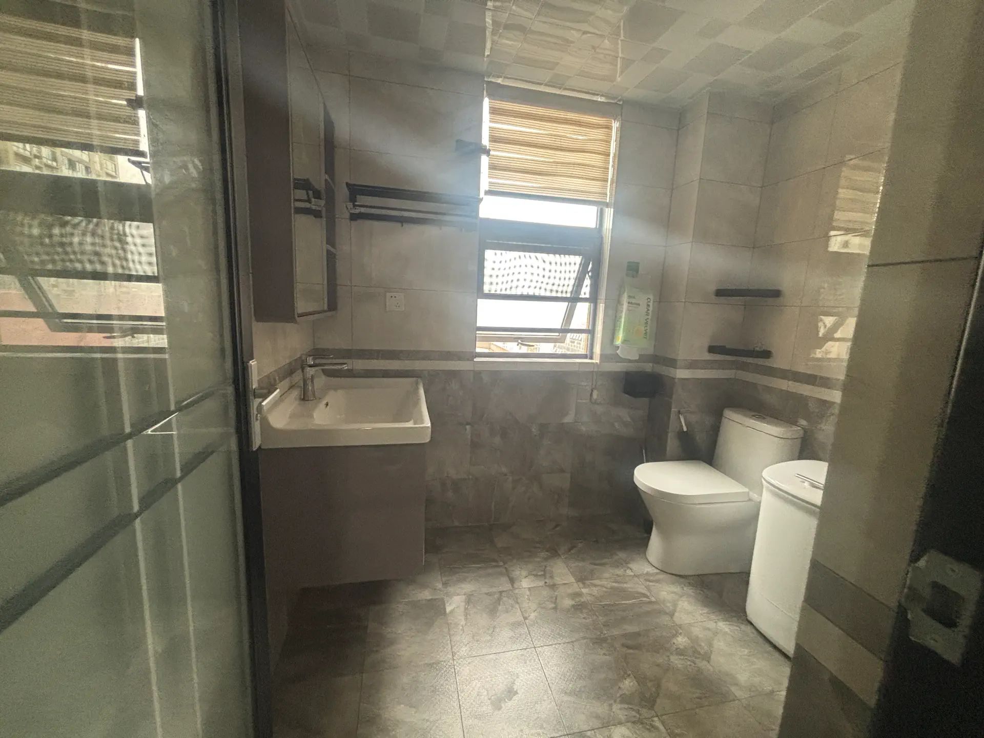 捡漏，吾悦旁，城南，元泰未来城C区，精装大五房，单价5300，超大阳台，满二，沔阳xiao学和新三中