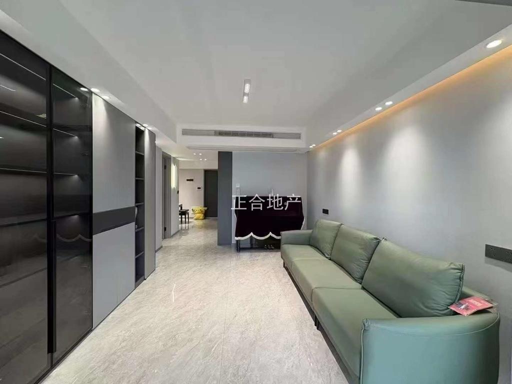 城南， 森林国际 ，新二中二小， 精装三房 ，证满二年，好楼层