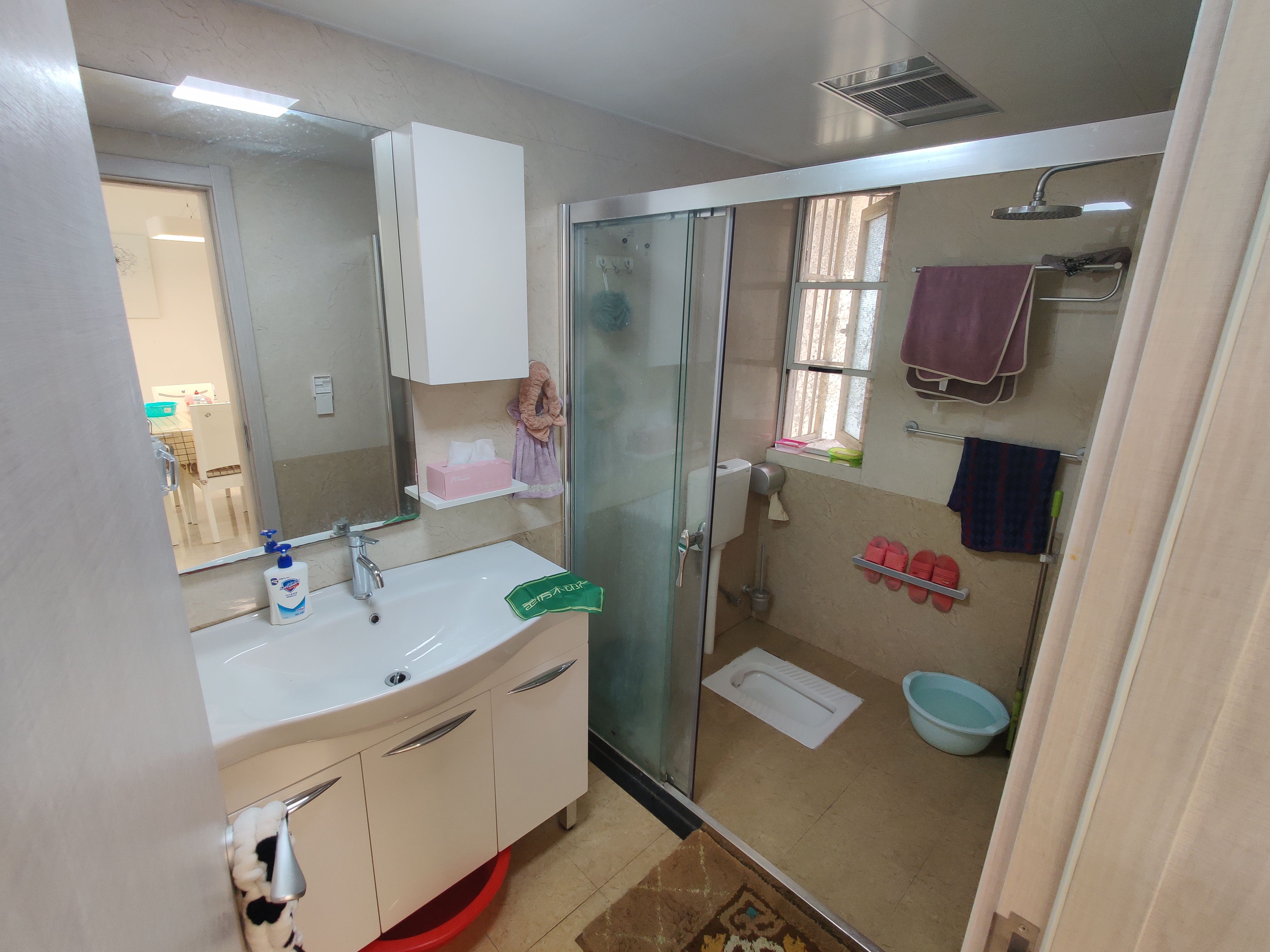 公园世家新八中附近精装三房房东急卖证件在手上随过户看房方便