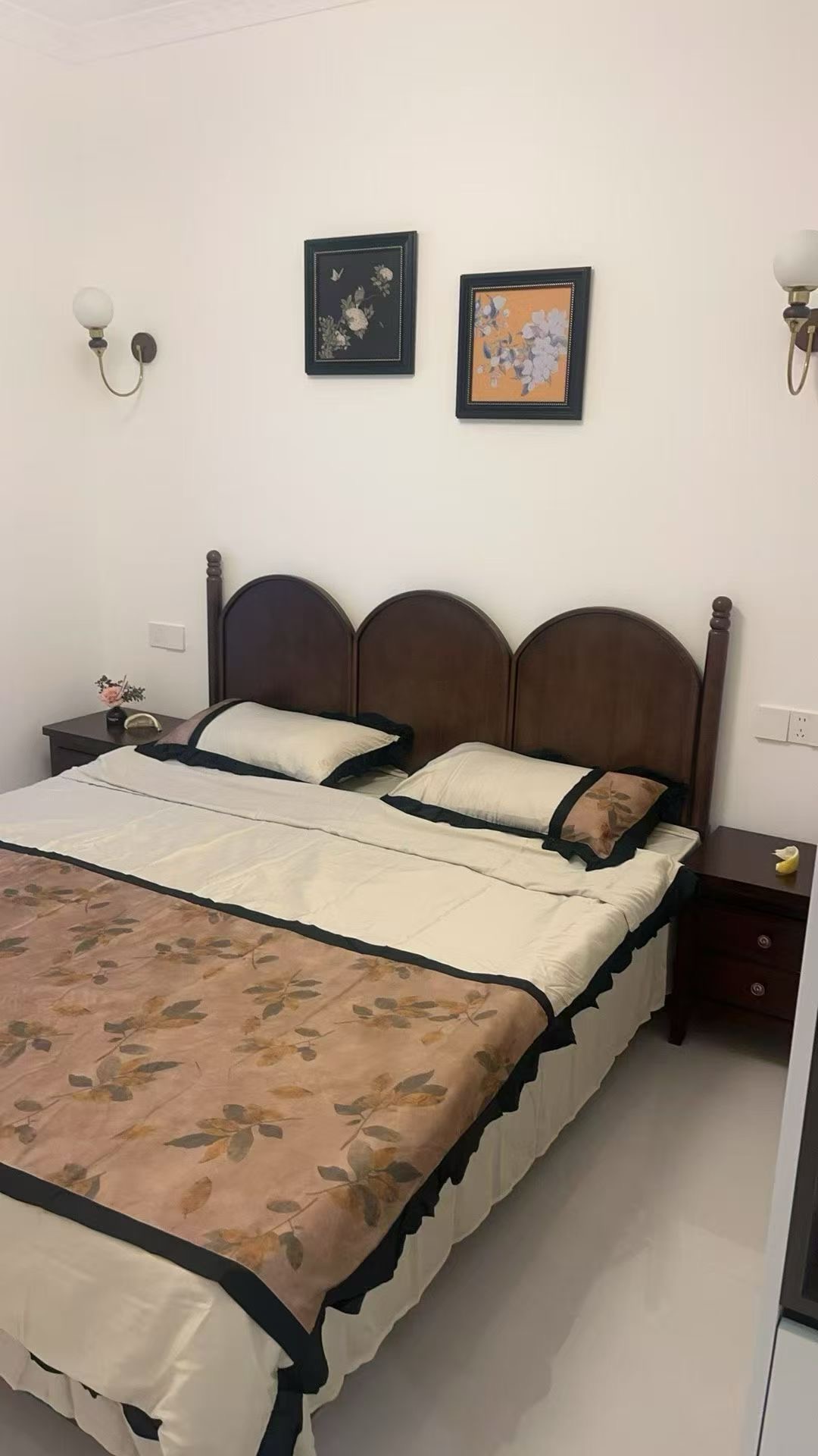 降价了，​城‮吾，南‬悦旁，元泰未来城c区，​全新‮修装‬中‬古风​，精装三房，满2年