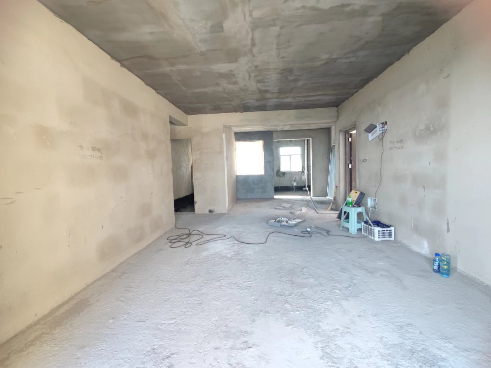 沔阳清华园大4房带车位南北通透北面看孩子教室南面看河景