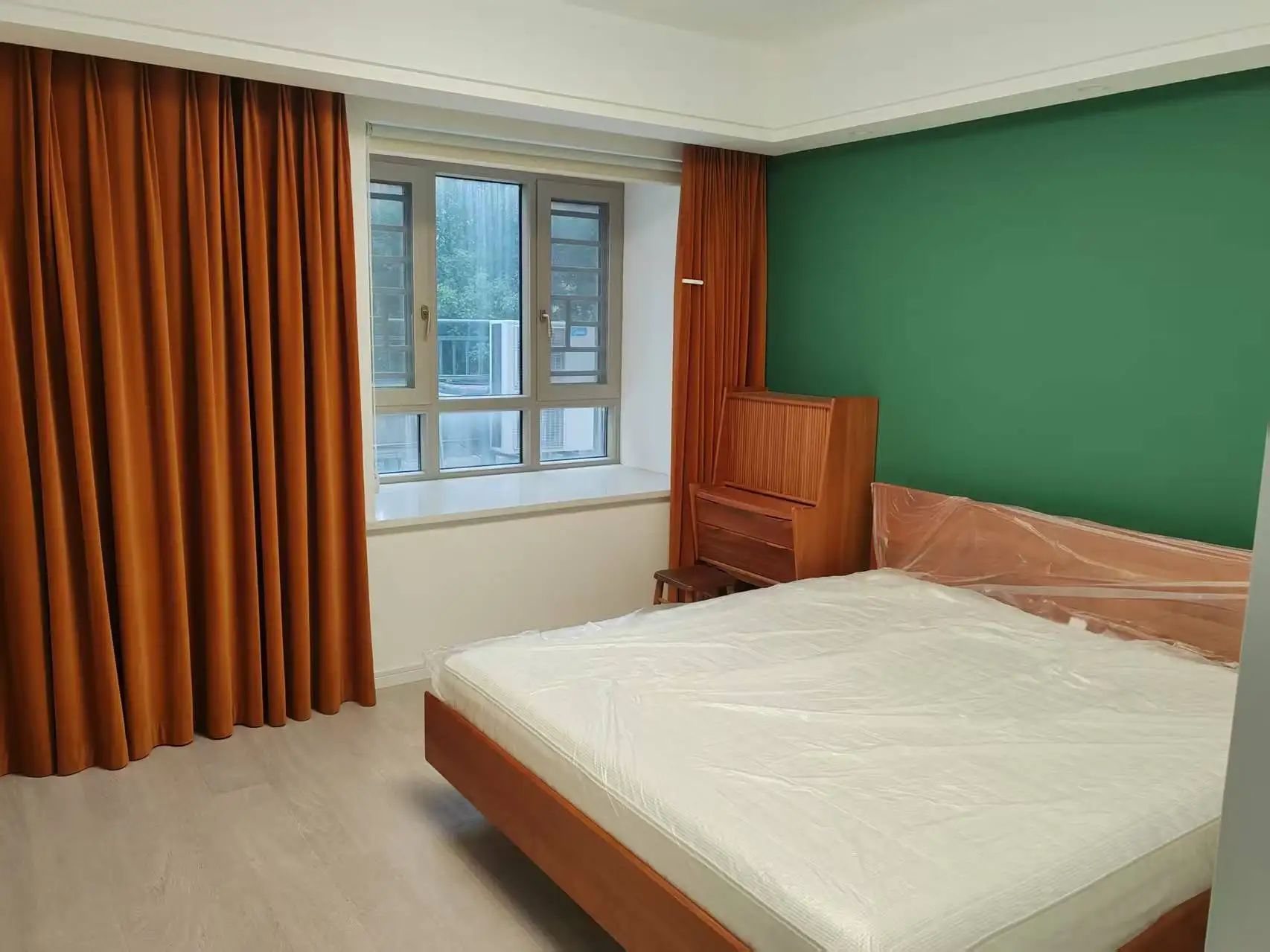 捡漏，城南，小高层，沔阳公馆，带露台房子，豪装三房，南北通透，证满二