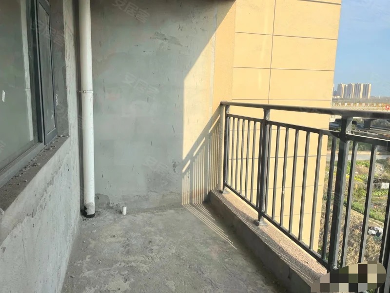 392，大‬捡漏，​元泰C区，单价3803，一口价50万，沔‬阳‮学小‬和新‬三中，南北通透，大三房