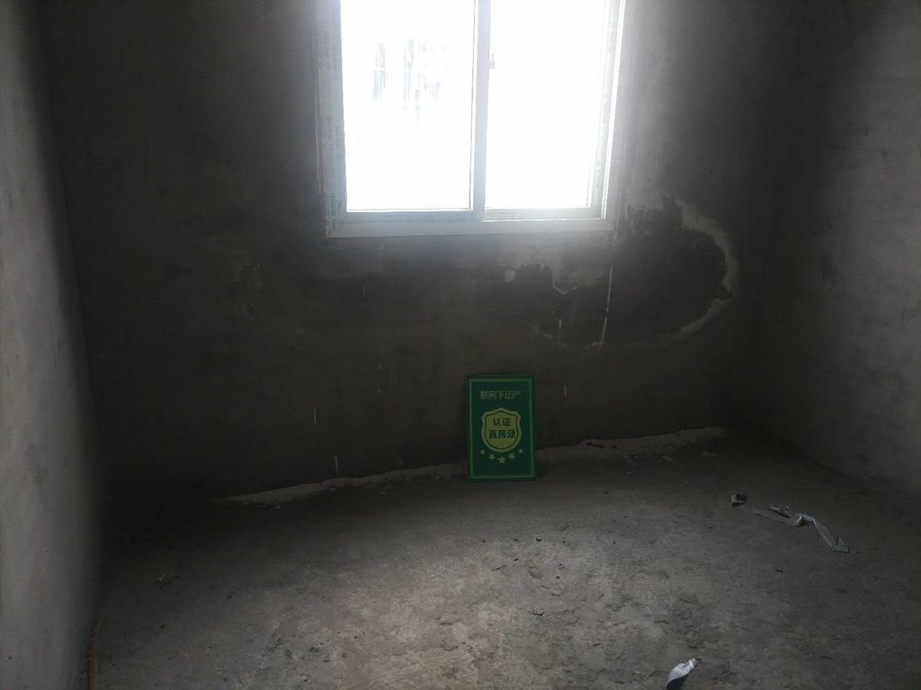 锦绣江山对面雅馨苑两房采光户型好中间楼层看房诚意出售