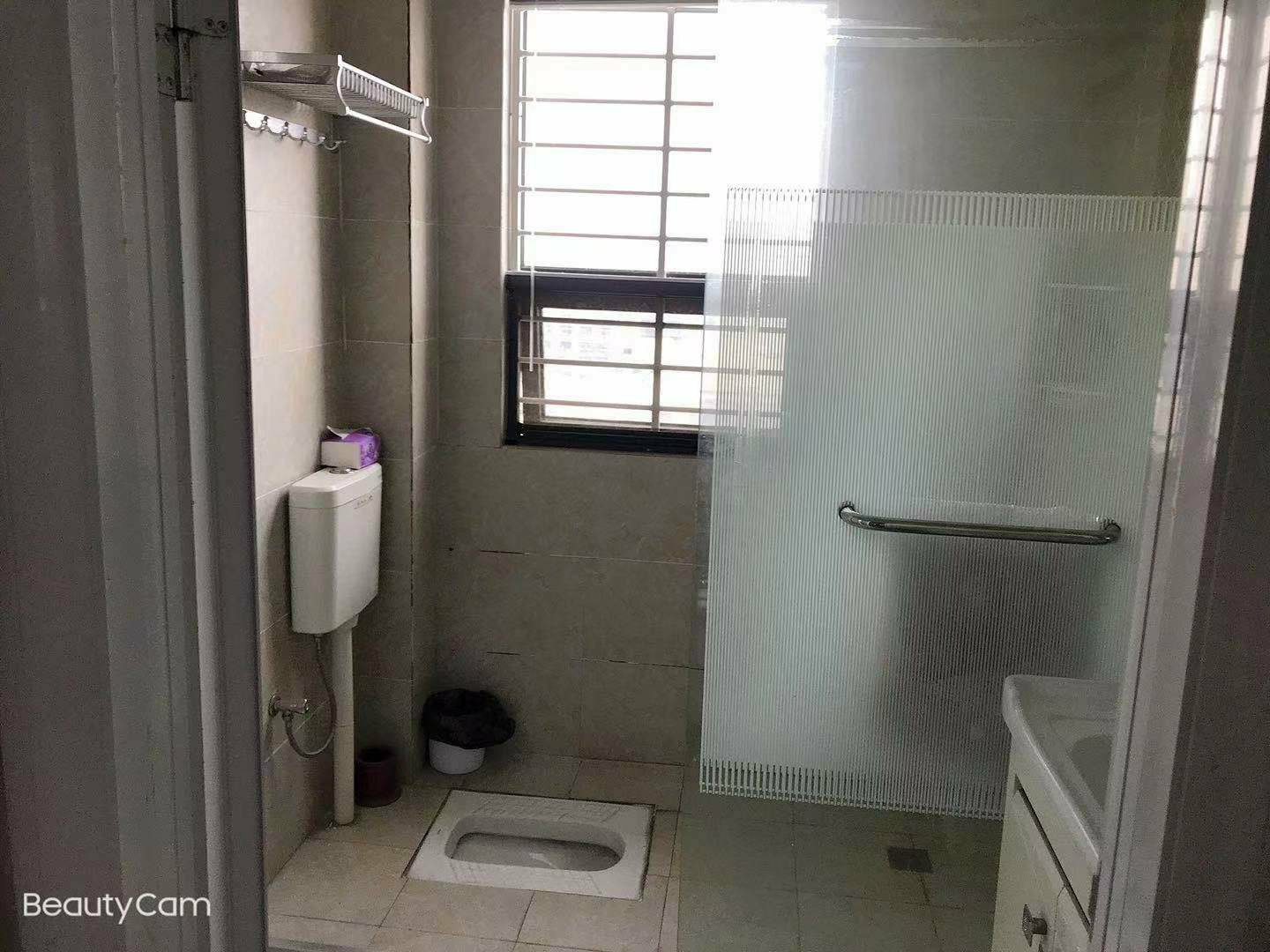 城西精装三房两卫户型通透仙桃 邻居满二