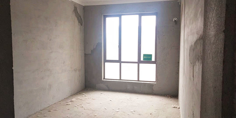 绿地傲城电梯三房户型方正房东诚意出售