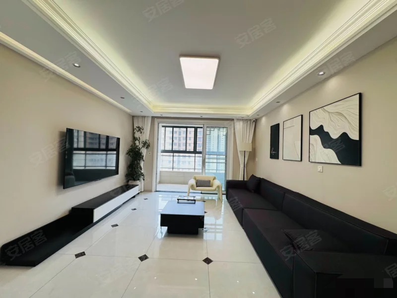 颐和公馆，纯边户，精装3房2卫，11楼，三面采光，南北通透，单价5000