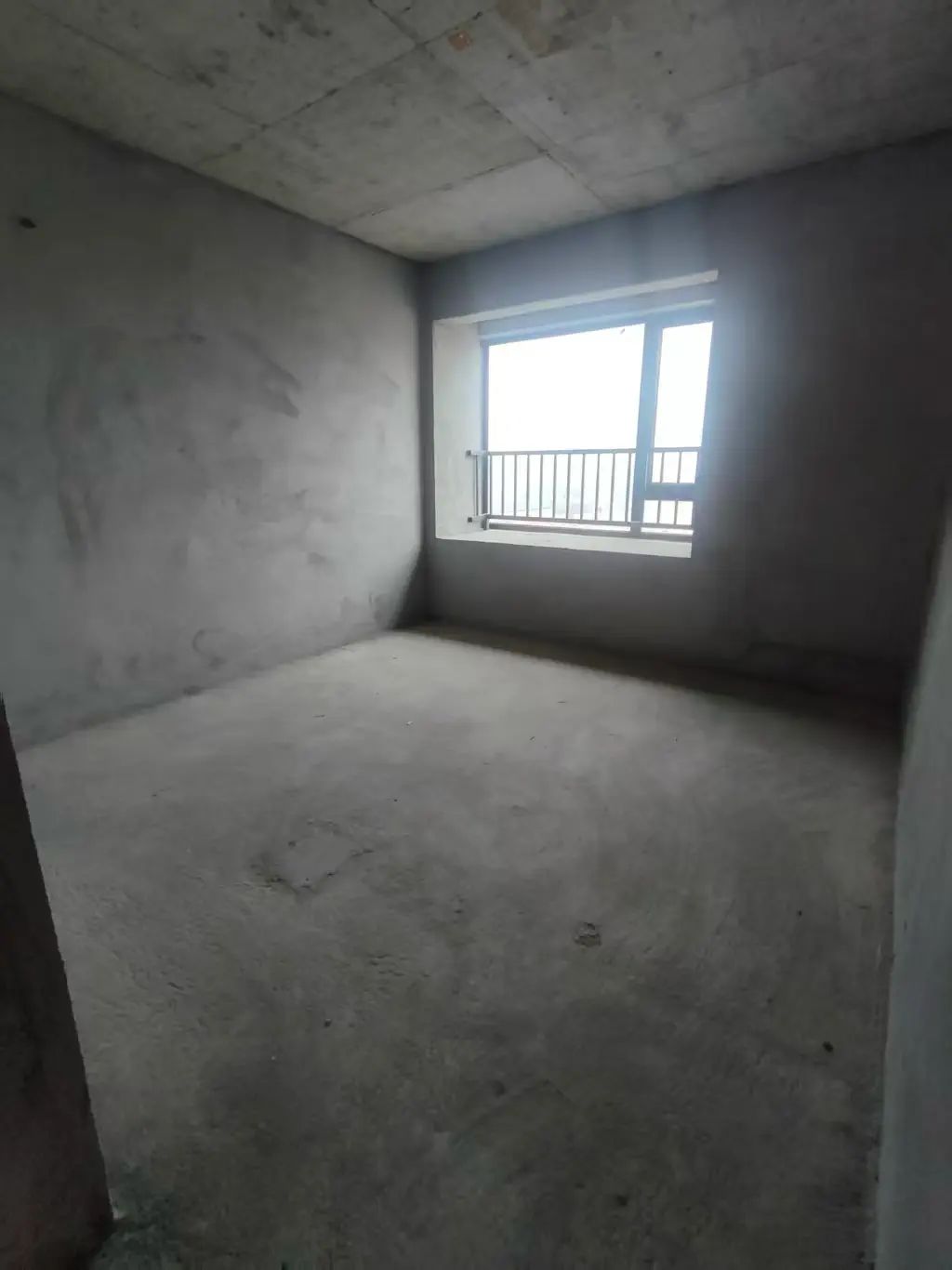 城南，荣怀及‮世第‬家A区，纯‬东边户，‮阳双‬台，‮野视‬好，单价5199