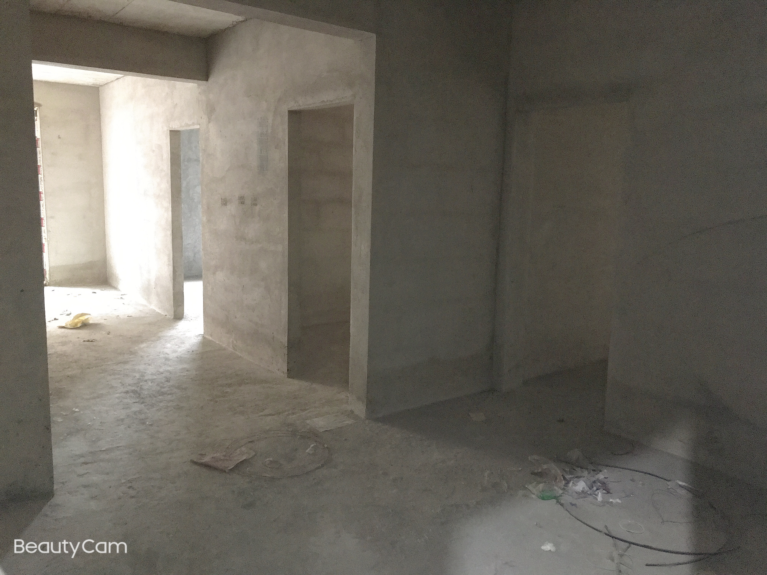 时代天骄毛坯小三房楼层好采光好看房方便