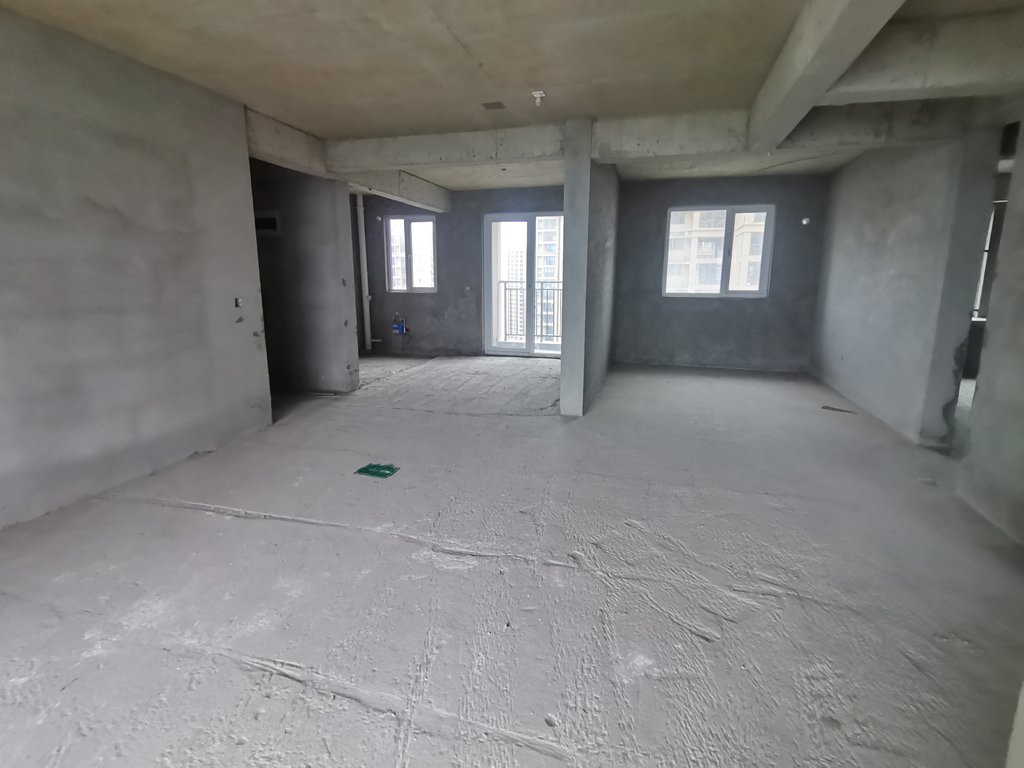 满庭春当代城毛坯三房南北通透户型方正看房方便房东诚意出售