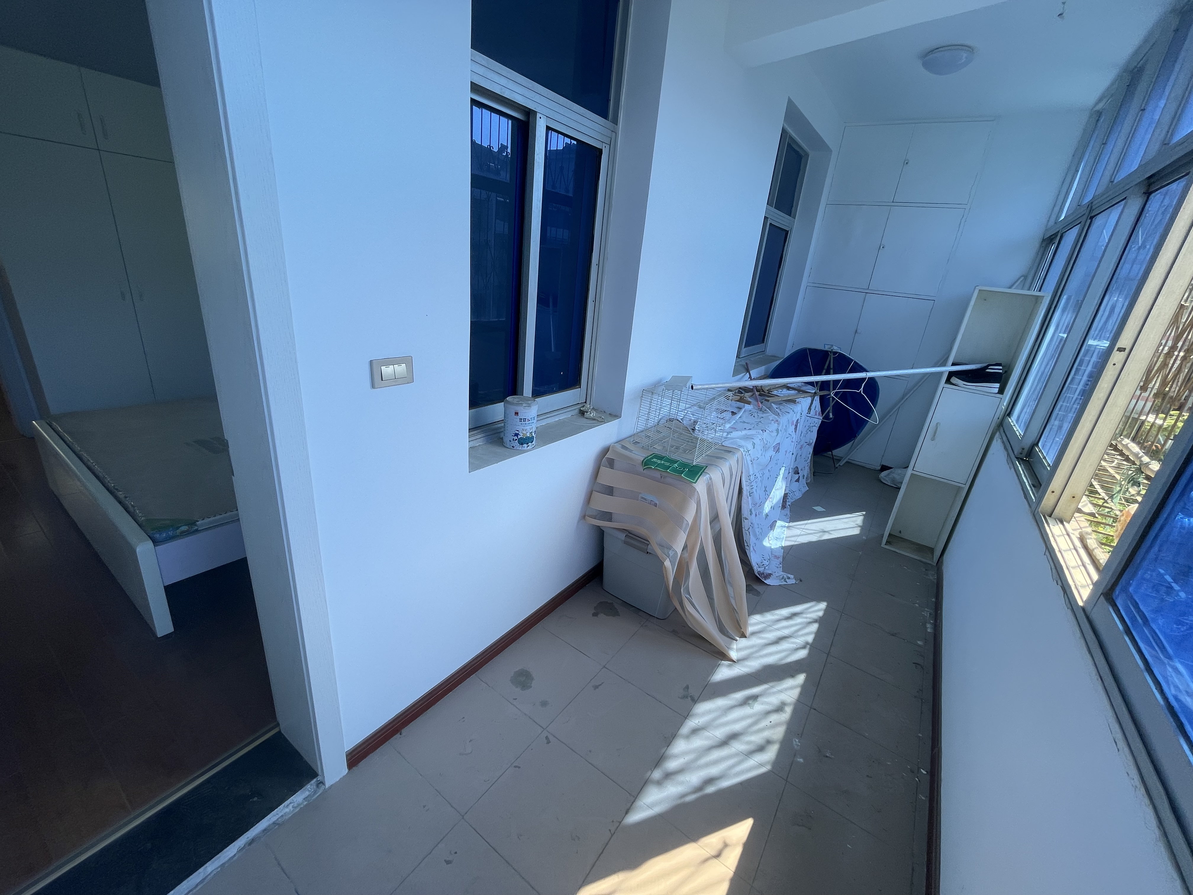 农委宿舍四房武商对面步梯好楼层新装修采光好小区院子大好停车