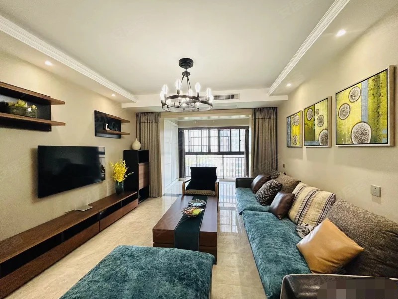 一中对面，翰林公馆，好楼层， 精装三房，单价5100，边户，全屋品牌家电家具 ，南北双阳台，证满二