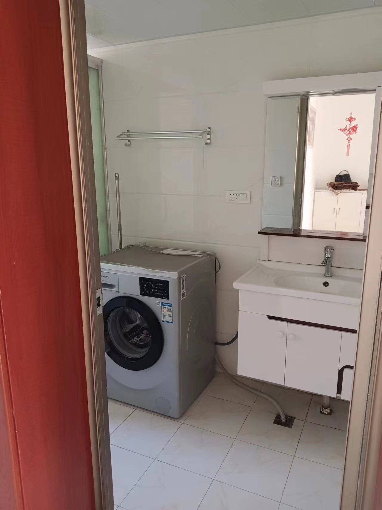 房屋出租中加科技城旁三房两卫家电齐全