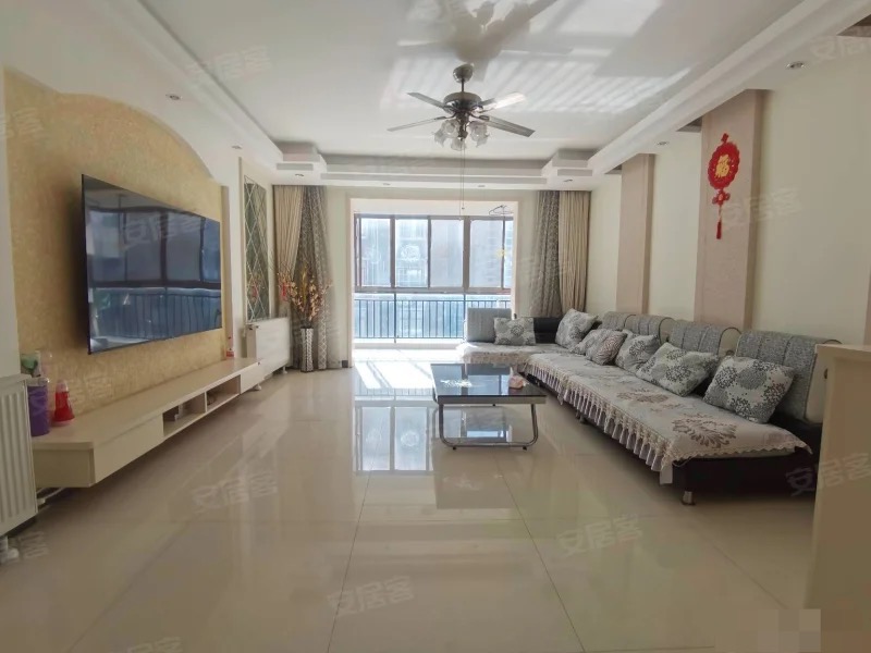 285，捡漏，亏本卖，新城一号旁，江汉名居，洋房，全屋暖气，精装3室2厅2卫，证满二