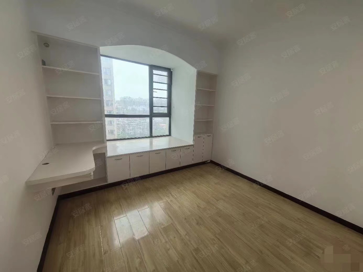 83，房东降价5万‼️‼️,城南元泰，5280精装价，元泰新三中，好楼层，手慢无，速度约