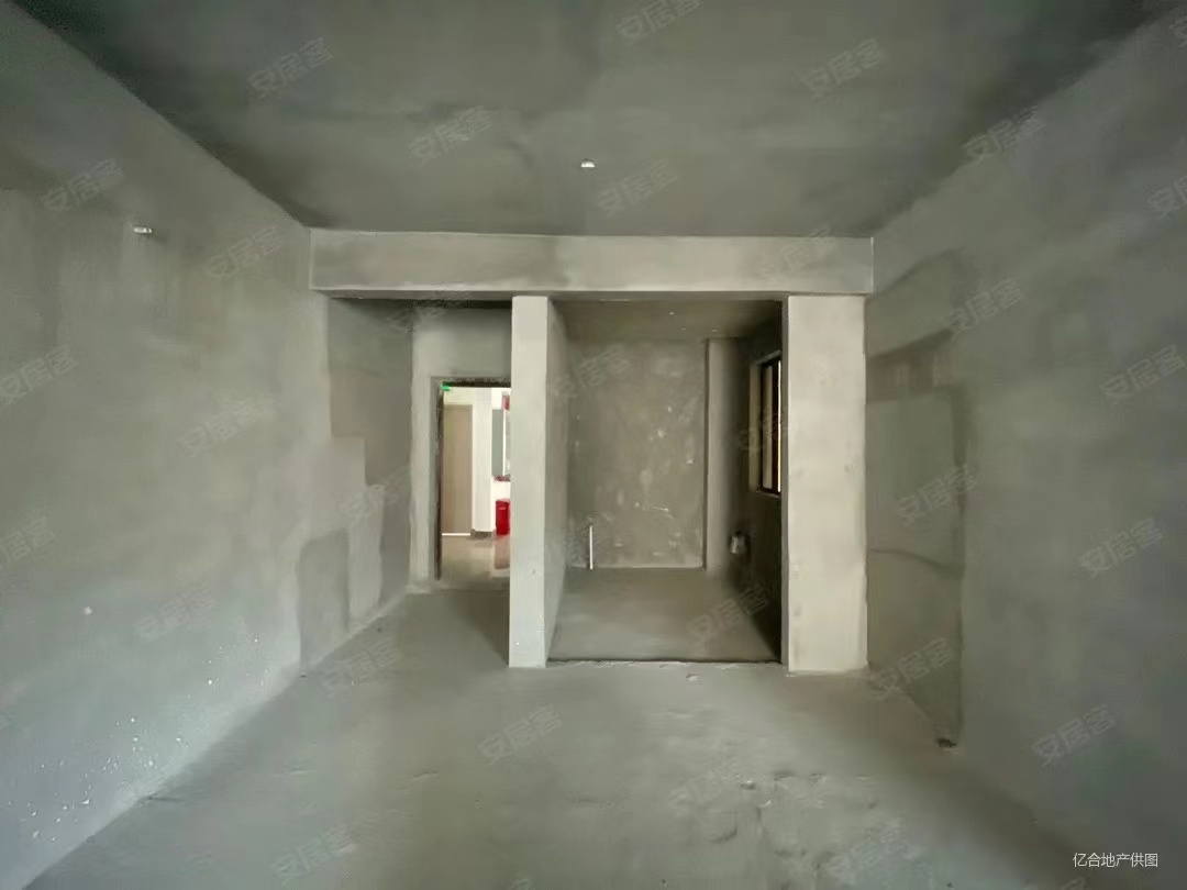 荣怀，小高层捡漏！！5600坐北朝南！超大阳台，随十看房