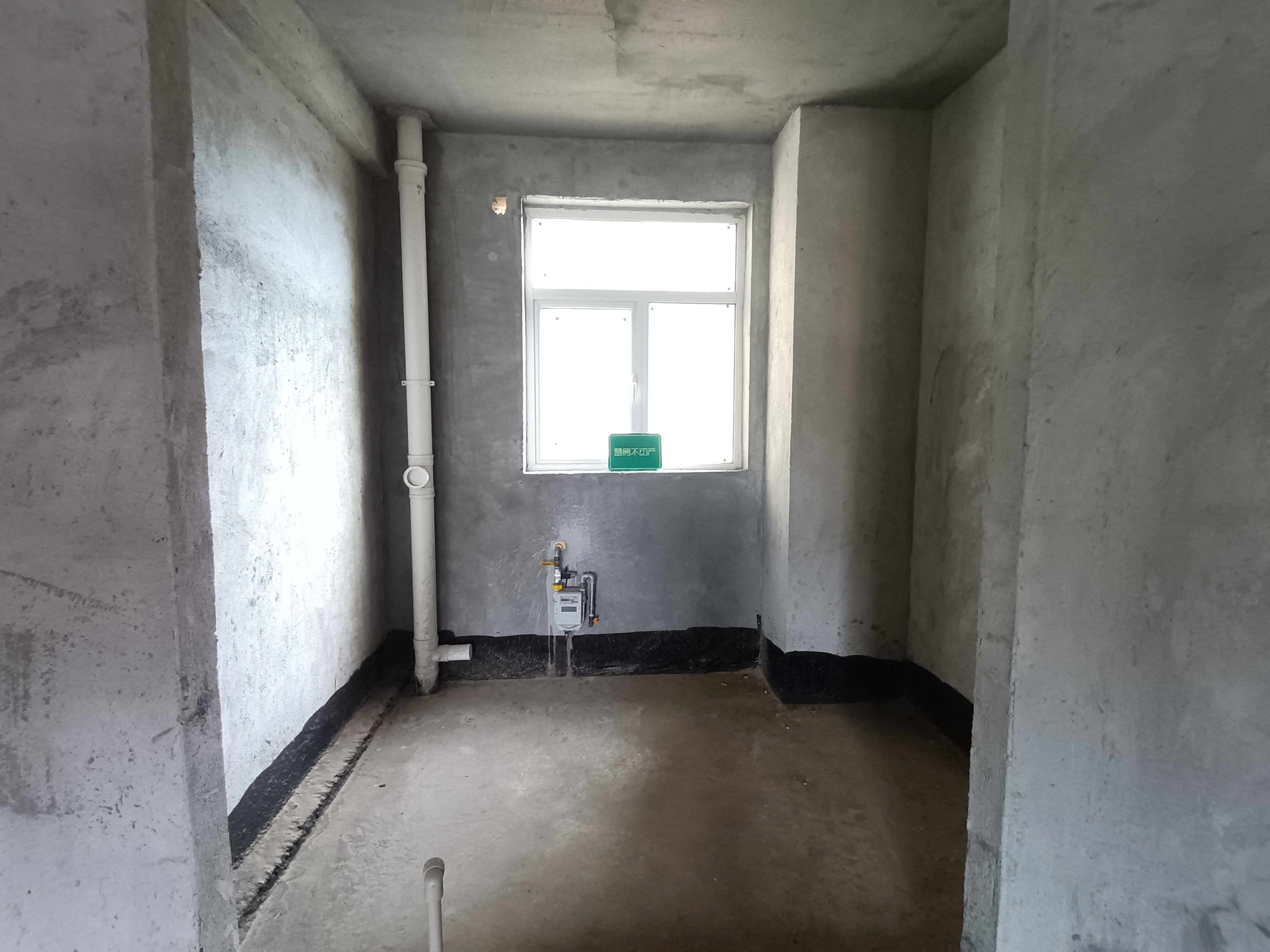 沔阳清华园毛坯三房南北通透中间楼层带车位