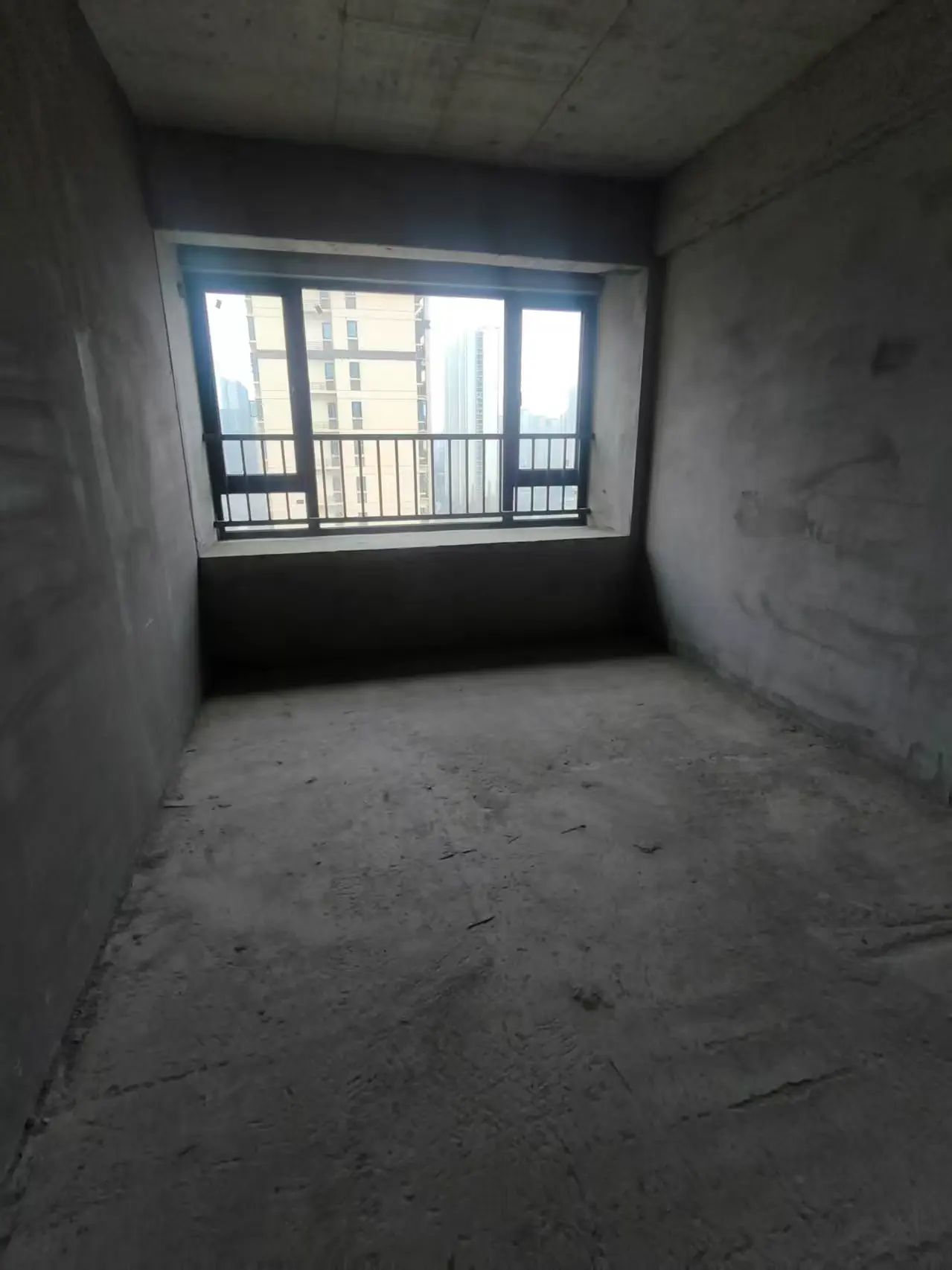 城南，荣怀及‮世第‬家A区，纯‬东边户，‮阳双‬台，‮野视‬好，单价5199