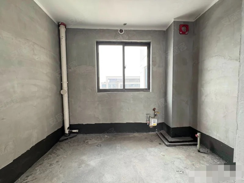 390，捡漏，城南吾悦广场，东边户，南北通透，业主诚心出售，急售