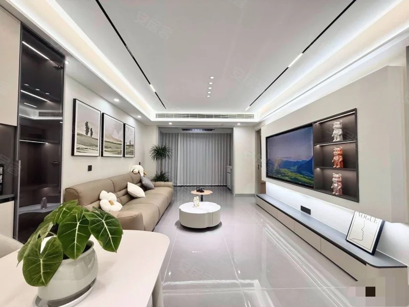 降价了，城西，满庭春， 单价4900 ，全新精装，精装三房 ，过户费超低，中间好楼层