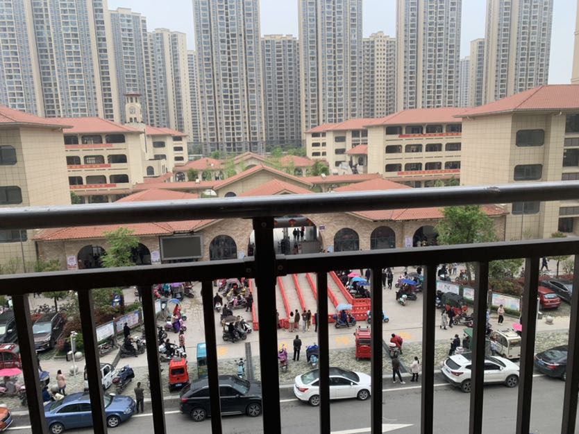 城南沔阳清华园，新二中旁，环境优美