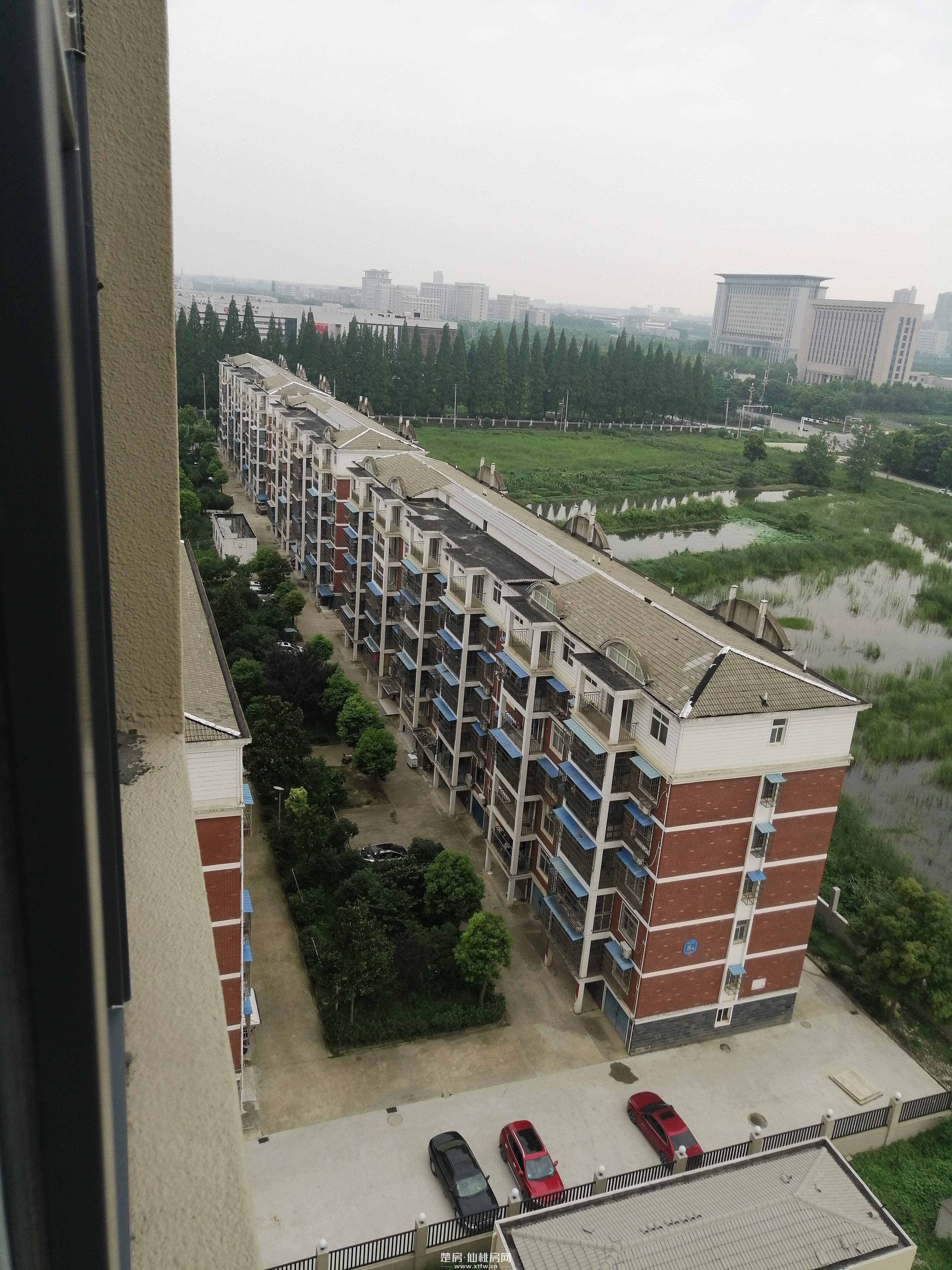 仙桃市人民医院对面骑尾社区步梯房出售