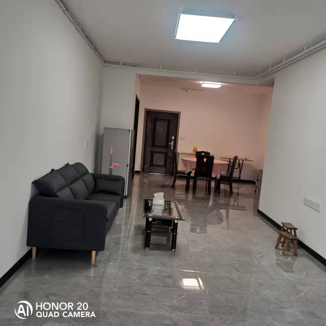 南国明珠 电梯好楼层  看房方便   新装修  家电齐全