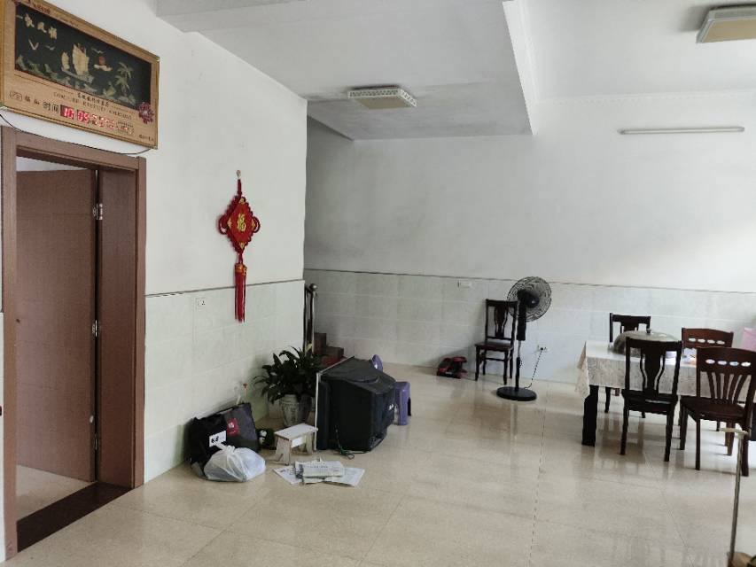 杜台菜场100米私房