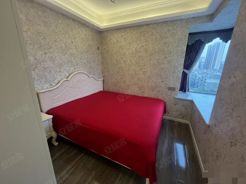 城南，南国明珠，精装4房，电梯中层，全屋定制家具，证满二，新三中