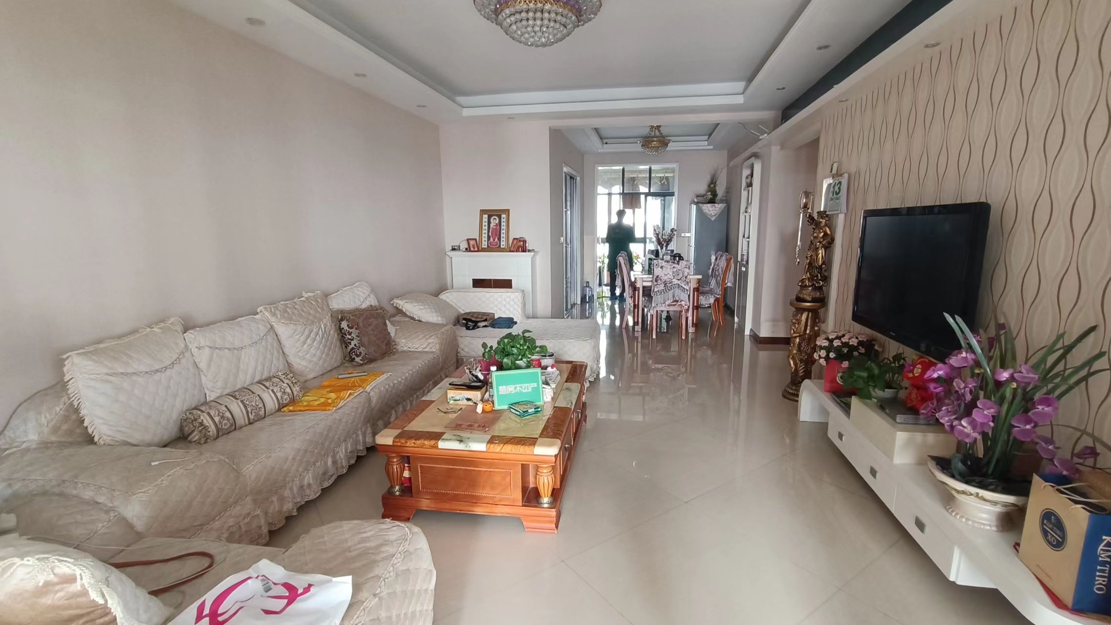 仙下河畔鸣宇尚城精装诚心出售送超大入户花园证件满二，视野好无遮拦