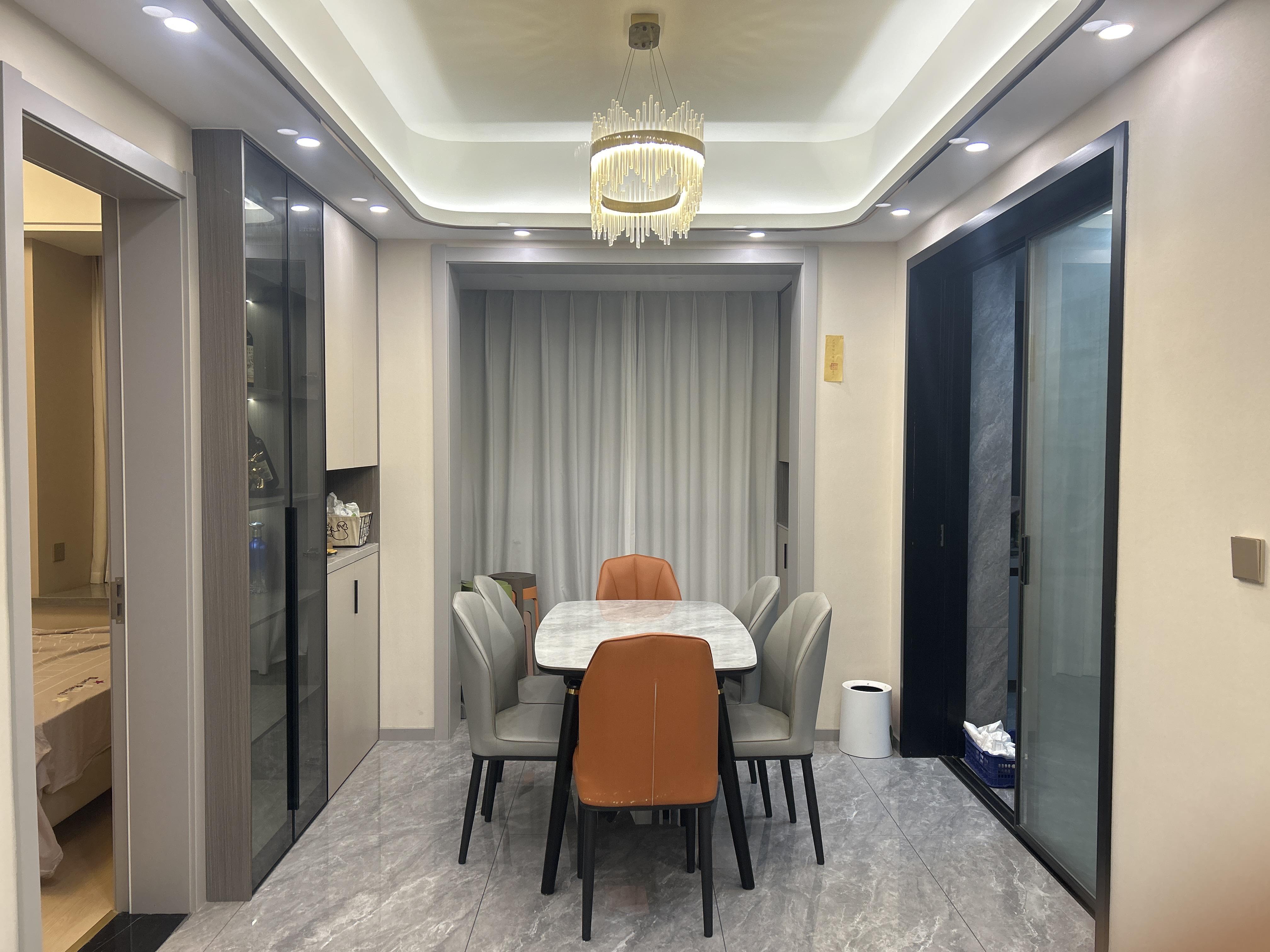 城西风和日丽精装房