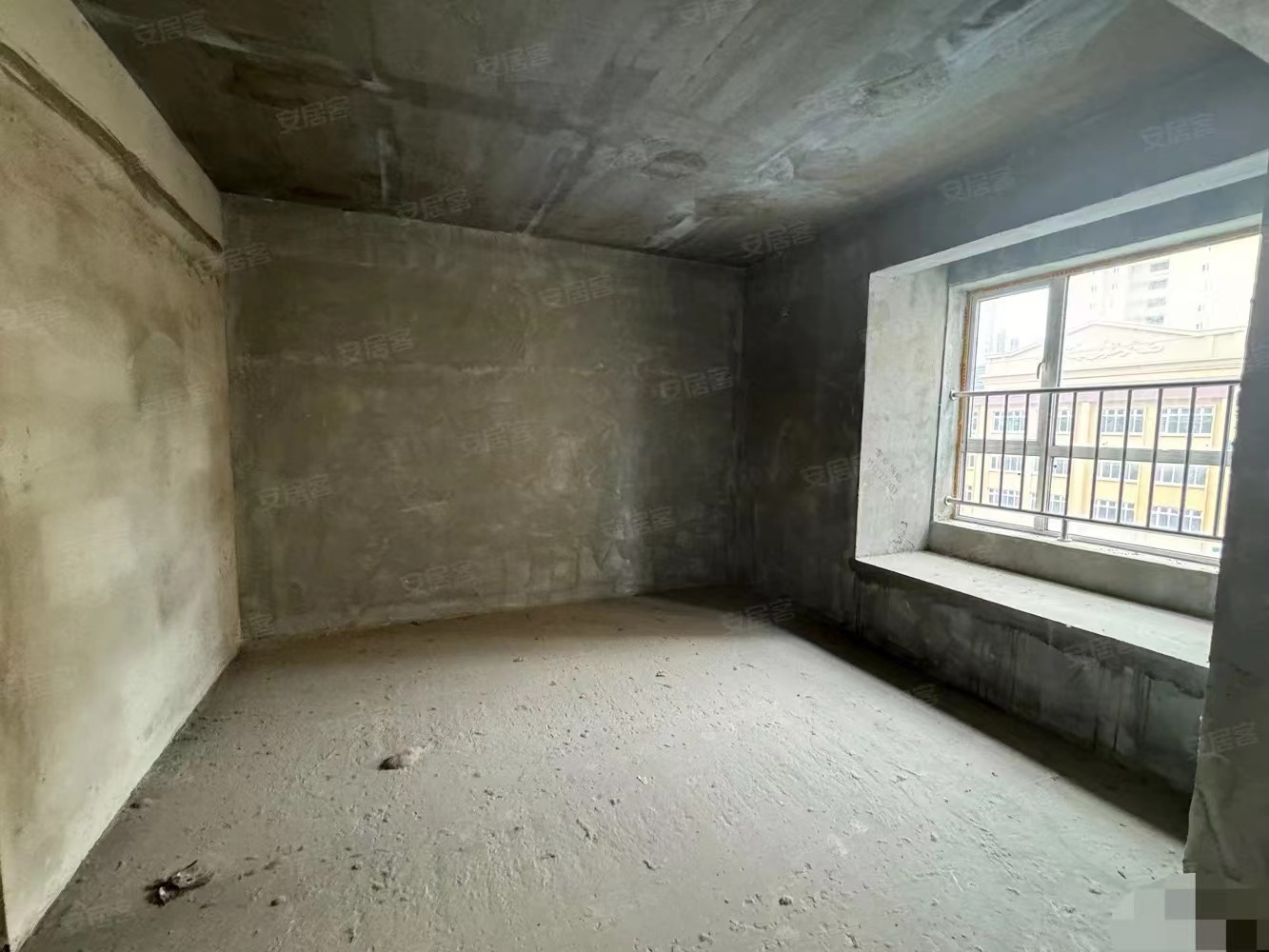 40，房东亏本出，领秀城，人车分流，小高层，​东边户，三开间朝南，南北双阳台​