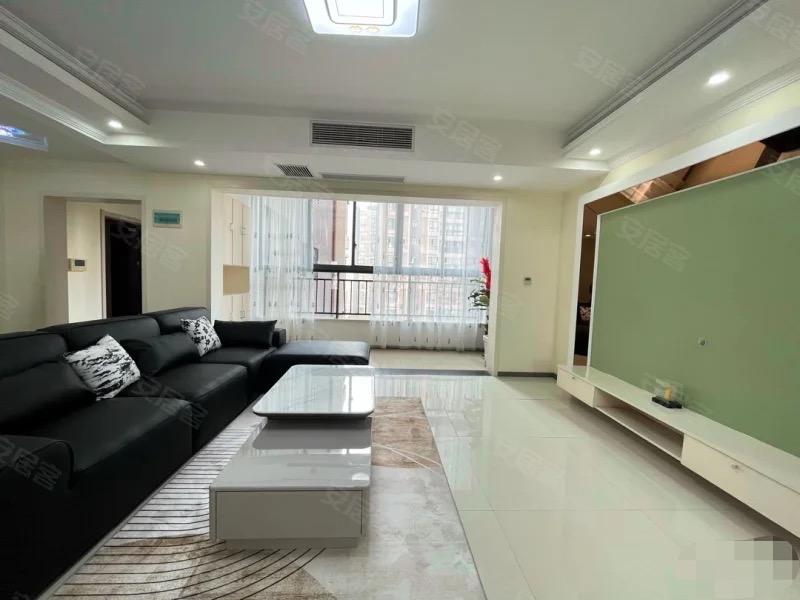 和合国际，精装三房，九成新，电梯 10楼，南北通透，家电齐全，采光好，证满二