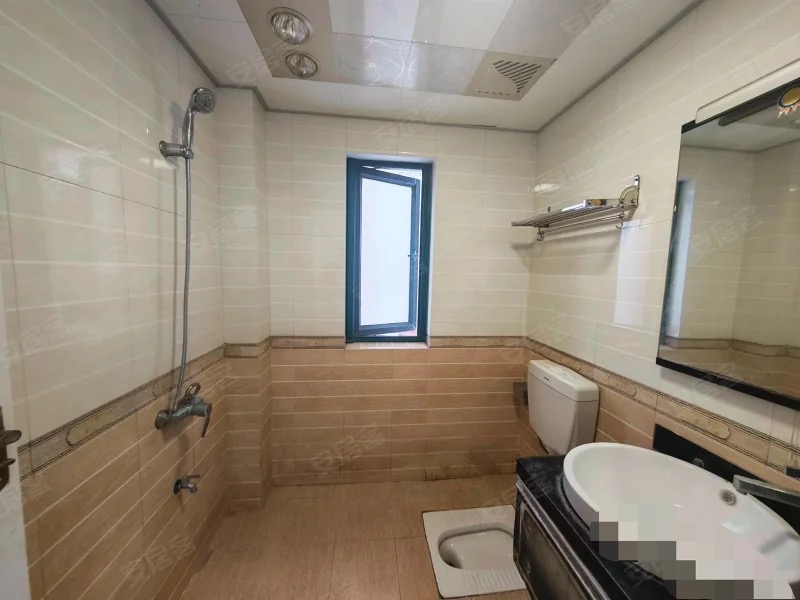 急售，德政金园爱丽舍，满二采光好，三开间朝南，家具家电全送，拎包入住